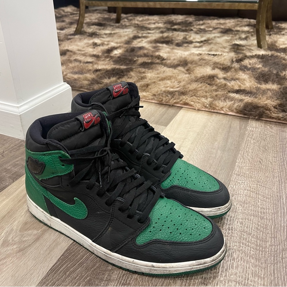 Jordan 1 “Pine Green”